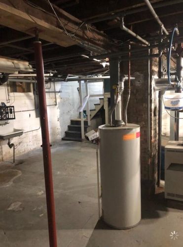 801 Hovey St, Grand Rapids MI 49504-6154 exterior