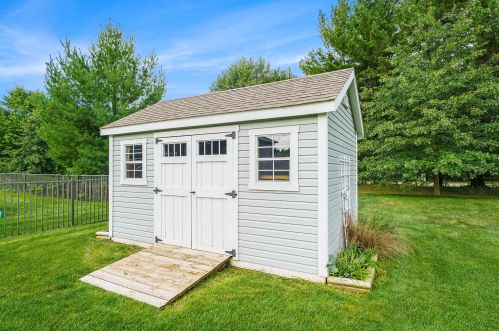 6269 Wilmington Dr, Meskegon MI 49444-7892 exterior