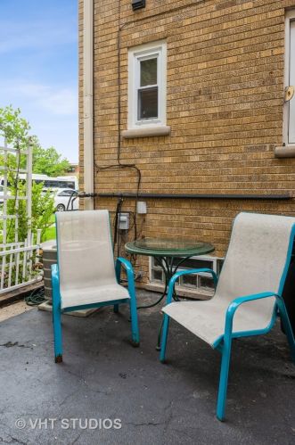 6283 Cicero Ave, Chicago IL 60646-4917 exterior