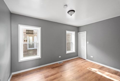 1908 5 Ave, Broadview IL 60153-3203 exterior