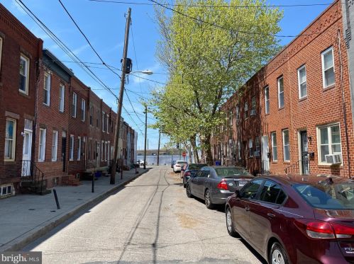 2829 Cantrell St, Philadelphia PA 19145-2412 exterior