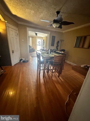 6528 17 St, Philadelphia PA 19126-3514 exterior