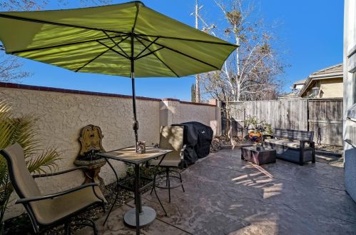 224 Marsalla Dr, Folsom CA 95630-7201 exterior