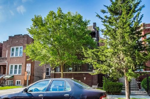 4037 Nelson St, Chicago, IL 60641-5410