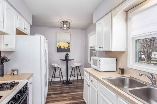 3240 Homecrest Ave, Wyoming MI exterior