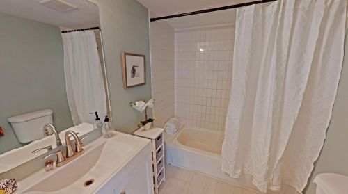 710 Hoffman Blvd, Tampa FL  33612-4428 exterior