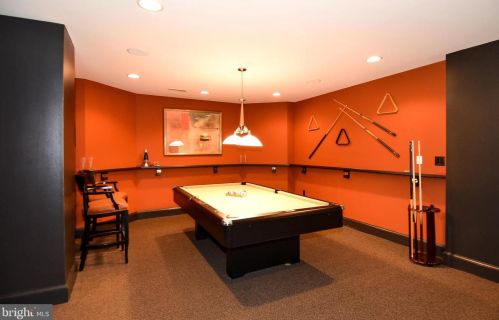 11300 Glen Rd, Rockville MD 20854-1849 exterior