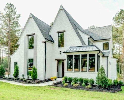 715 Langford Ln, Atlanta, GA 30327-4732