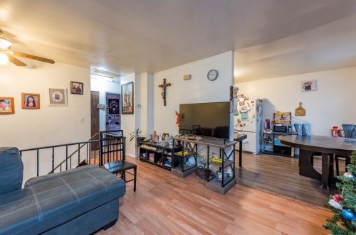 930 Pne St, Waukegan IL 60085-2724 exterior