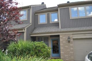 310 Vis Vw Dr, Mahwah NJ  07430-2719 exterior