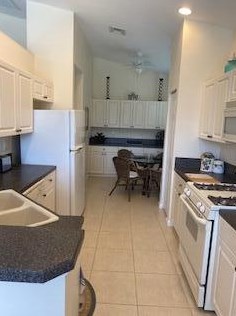 360 Shoreline Cir, Fort Pierce, FL 34986-2913