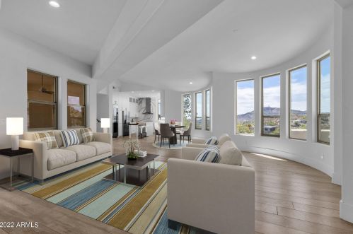 1825 Cinnabar Ave, Phoenix AZ  85020-1916 exterior