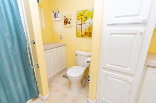 2755 Walnut Rd, Turlock CA  95382-9583 exterior