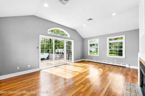 2278 Burroughs Ave, Northfield NJ 08225-1063 exterior