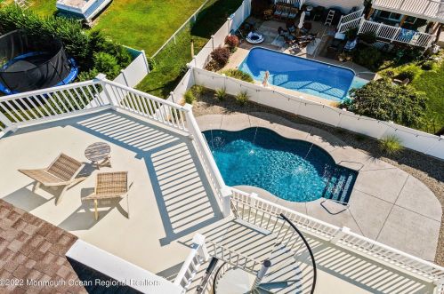 1513 Daytona Rd, Lacey NJ 08731-5014 exterior