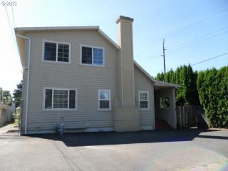 8332 Prescott St, Portland, OR 97220-4869