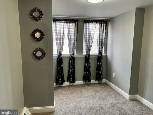 4045 Glendale St, Philadelphia PA 19124-5319 exterior