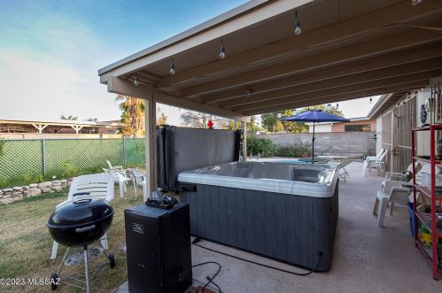 960 Evelyn Ave, Tucson AZ  85710-2641 exterior