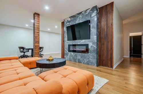 620 Colebrook Ct, Atlanta GA  30327-4710 exterior