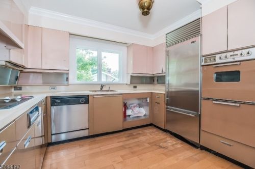 25 Knollwood Rd, Whippany NJ  07981-1820 exterior