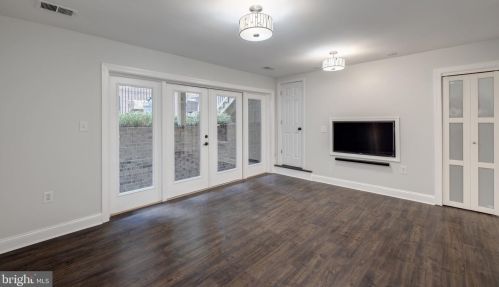 629 4 St, Washington DC 20002-4905 exterior