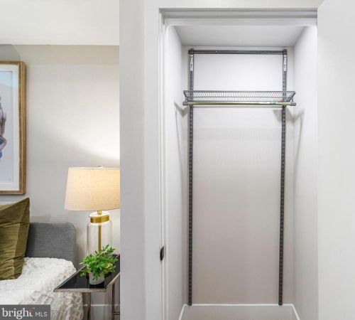 1431 Clifton St, Washington DC  20009-8533 exterior