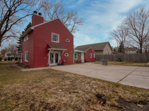 3041 97th St, Sturtevant, WI 53177-2626