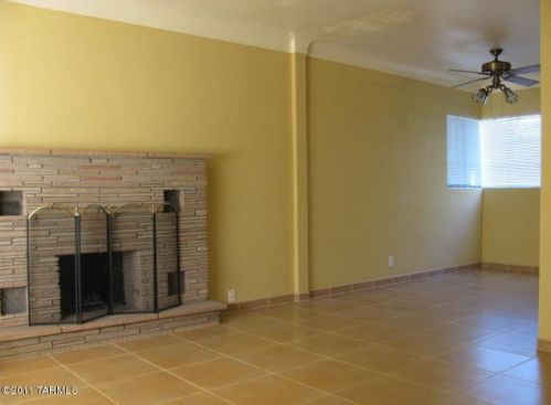 2109 Calle Alta Vis, Tucson AZ  85719-3203 exterior