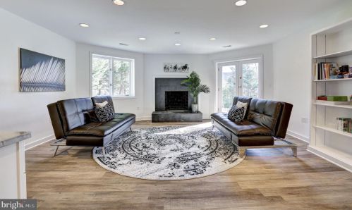 9832 Avenel Farm Dr, Rockville MD 20854-5410 exterior