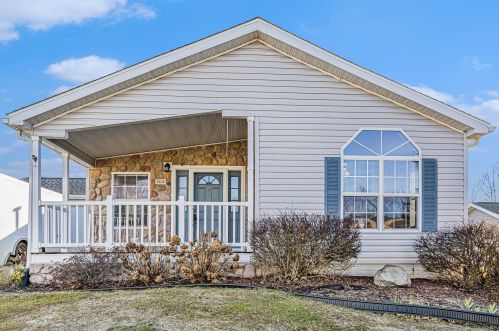 5414 Briarridge Rd, Kalamazoo, MI 49004-8718