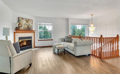 8509 Lincoln St, Gary, IN 46410-6185