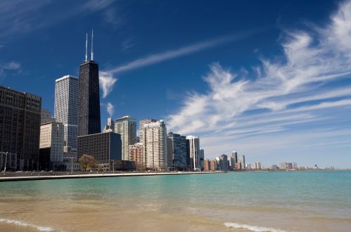 111 Chestnut St, Chicago IL  60610-2016 exterior