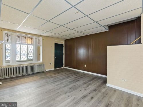 29 Macdade Blvd, Manor PA 19036-2406 exterior