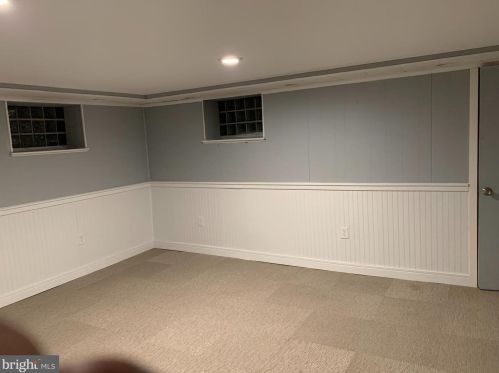 6429 Dorcas St, Philadelphia PA 19111-5405 exterior