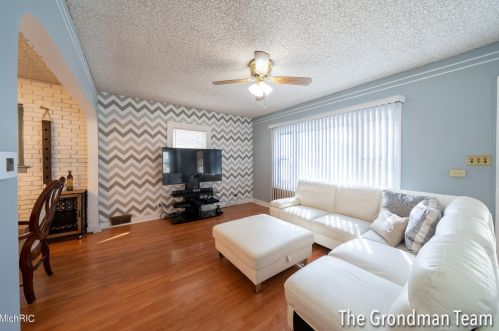 1846 Silver Ave, Grand Rapids MI 49507-2712 exterior