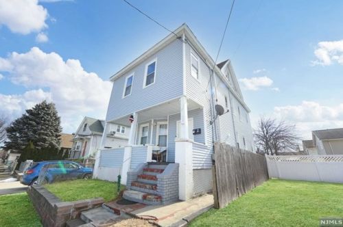 12 Willard St, Outwater NJ  07026-3310 exterior