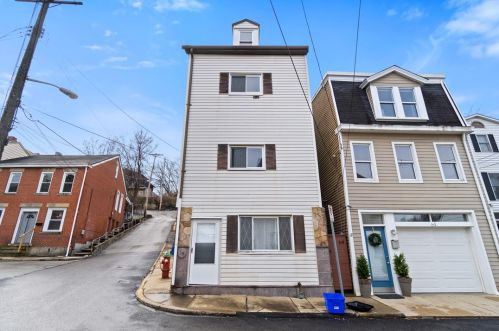 68 Gregory St, Pittsburgh, PA 15203-1649