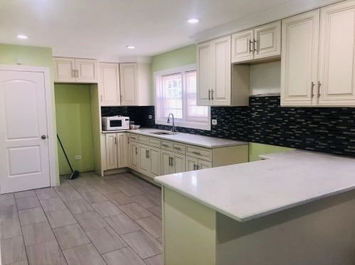 4732 Laporte Ave, Chicago IL  60630-3801 exterior