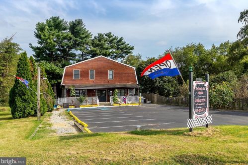 22 Green St, Pilesgrove NJ 08098-1136 exterior