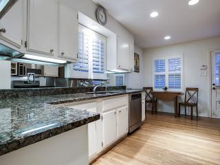 4173 Lively Ln, Dallas TX  75220-1946 exterior