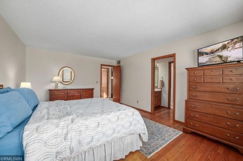 1441 Colleen Ave, Saint Paul MN 55112-1939 exterior