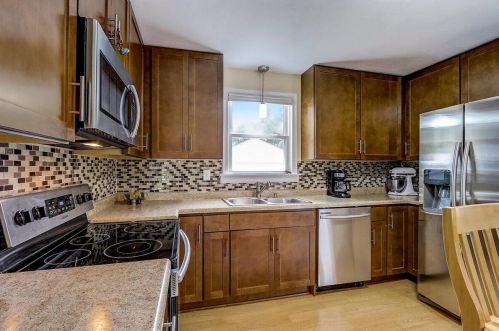 3040 73rd St, Milwaukee, WI 53210-1067