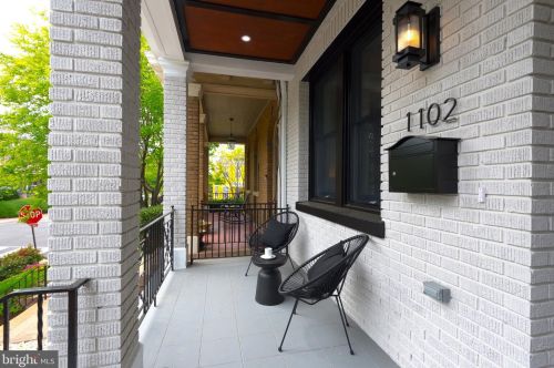 1102 E St, Washington DC  20002-6308 exterior