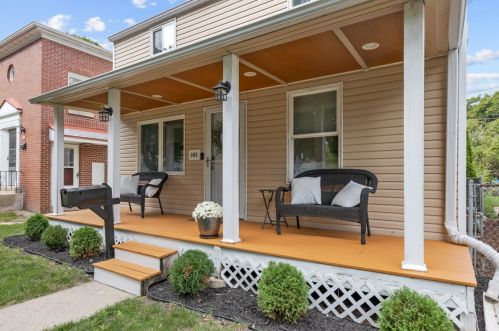 141 75th St, Milwaukee, WI 53213-3557