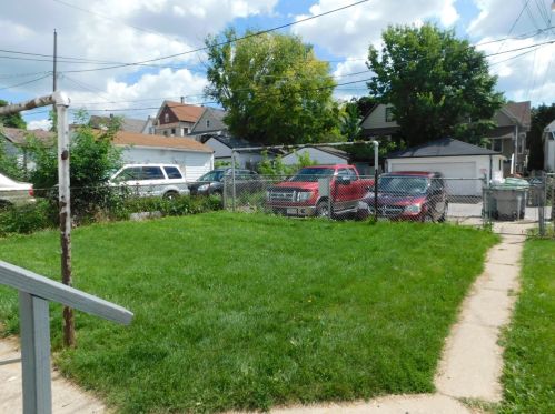 2434 9th Pl, Milwaukee WI  53215-3214 exterior