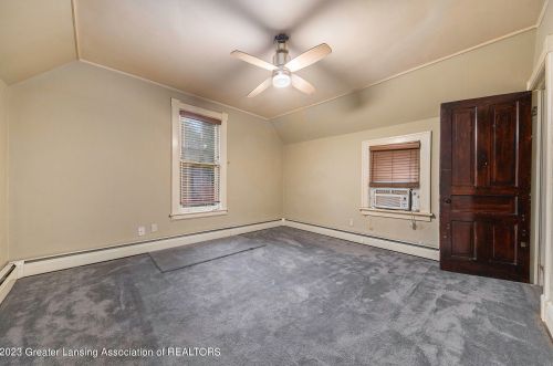 831 Cedar St, Kalamazoo MI 49007-5005 exterior