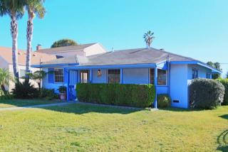 912 Doris Ave, Oxnard CA  93030-4402 exterior