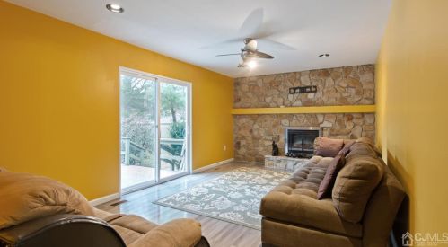 5 Boxwood Rd, Piscataway NJ 08854-5942 exterior