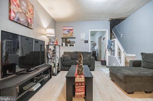 46 21 St, Camden NJ 08105-3707 exterior