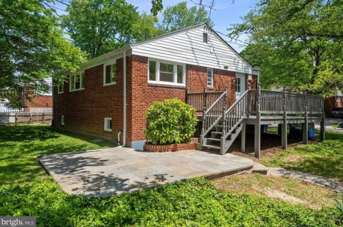 10300 Insley St, Silver Spring MD  20902-4931 exterior